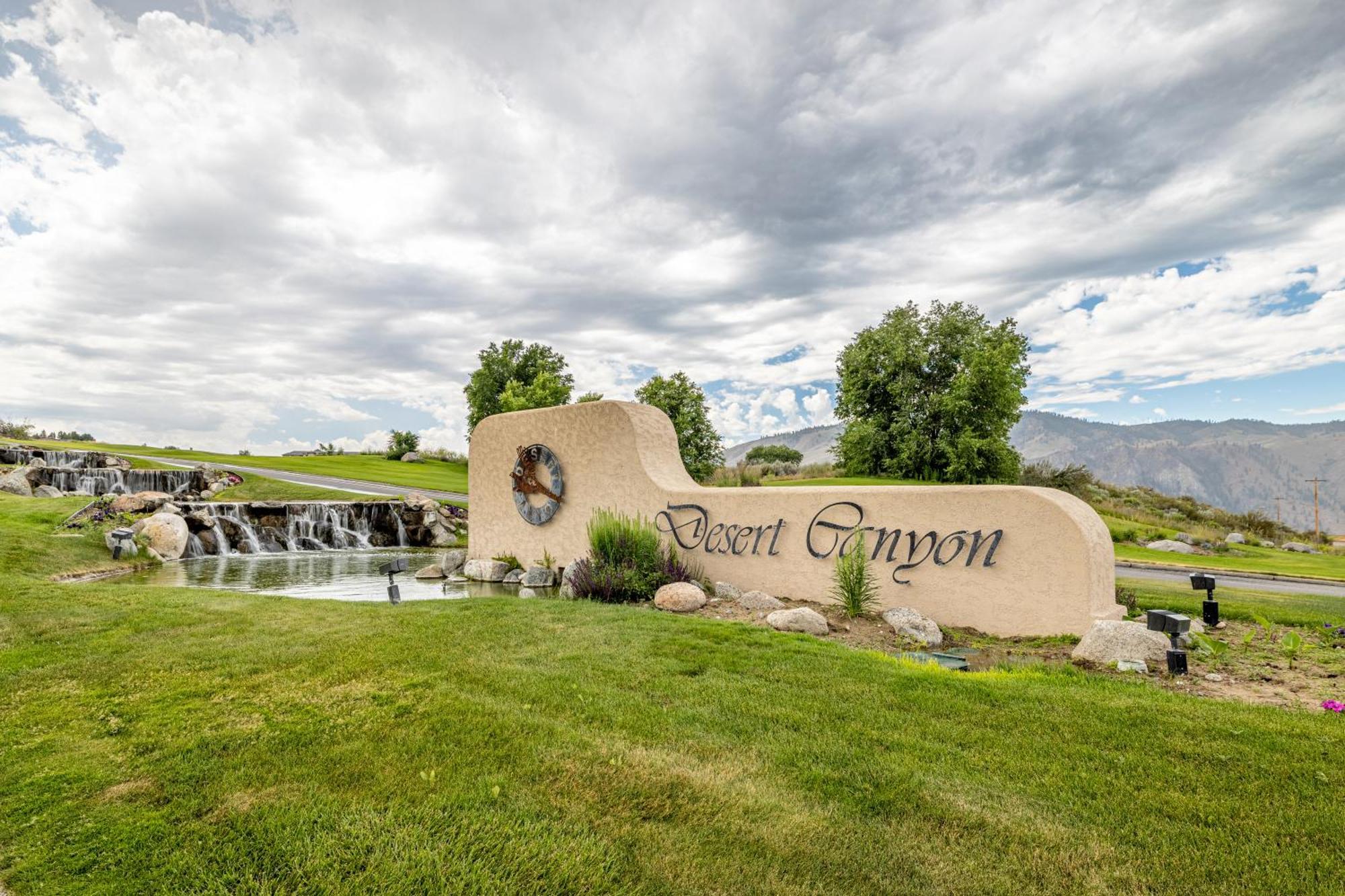 Desert Canyon Golf Resort Orondo Luaran gambar